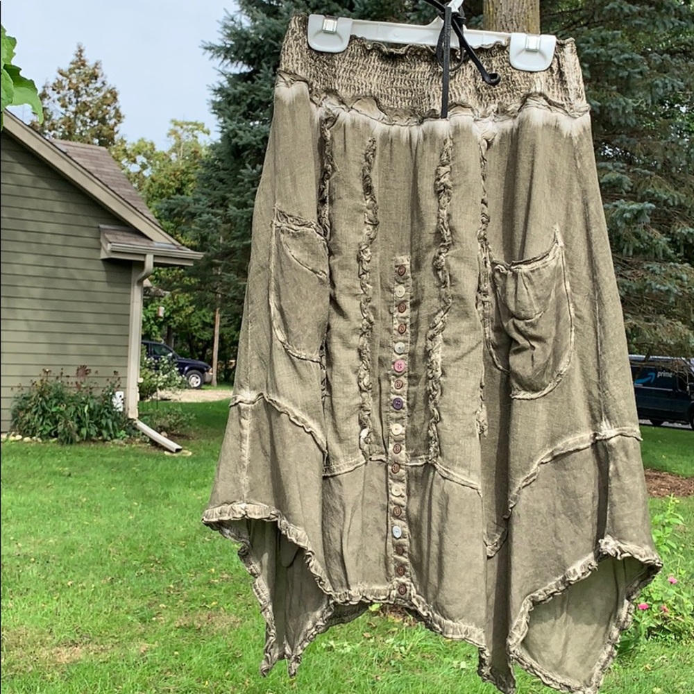 Earthy Floaty Shirt 🌱🌻